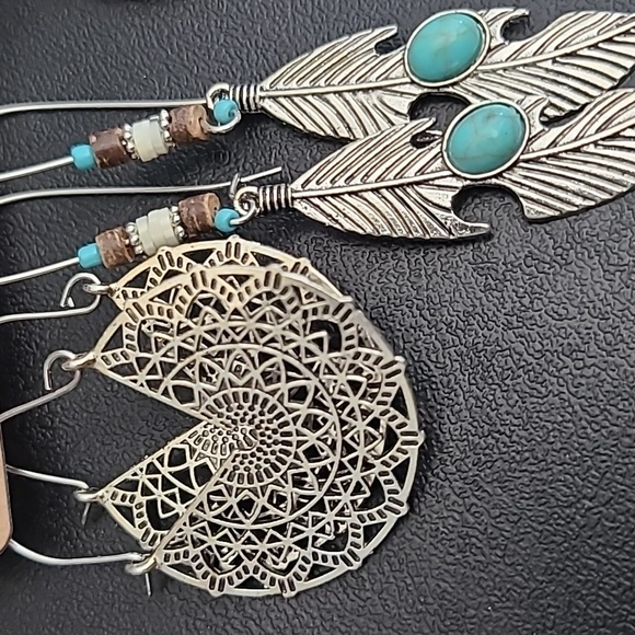Cute! 6 pairs of boho style earrings - Picture 2 of 5